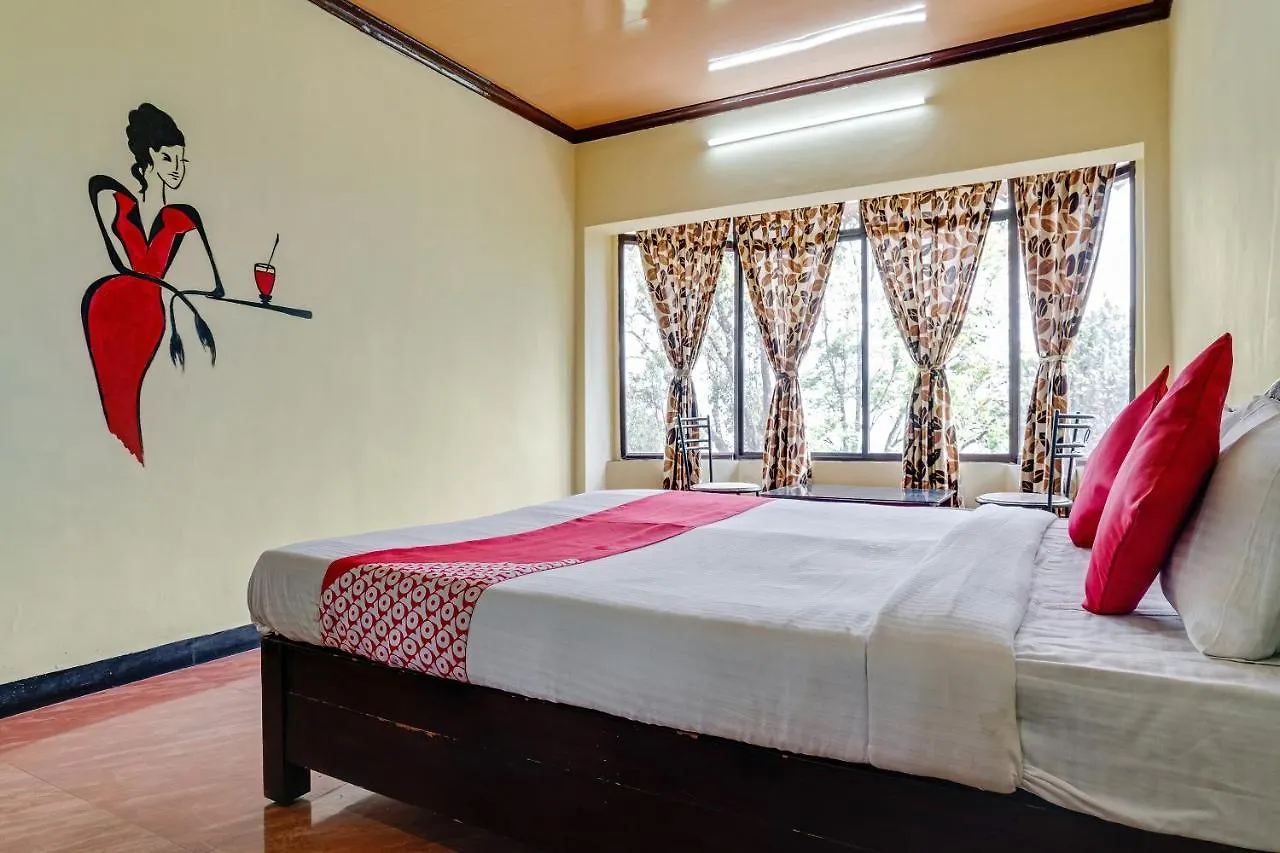Oyo 72637 Misty Mansion Resort Anachal Hotel